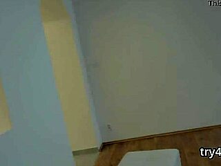 Petite woman gives oral in POV and receives satisfying vaginal penetration