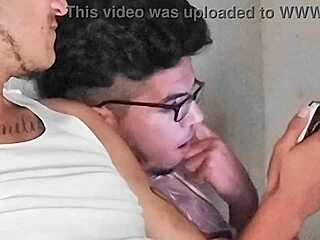 A Colombian coyote gives a handjob to a passive gay