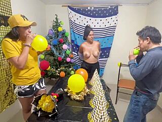Real homemade threesome with two women and a man, so hot!
